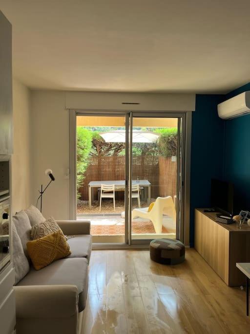 Studio Bord De Mer Boulouris A Saint Raphael 外观 照片